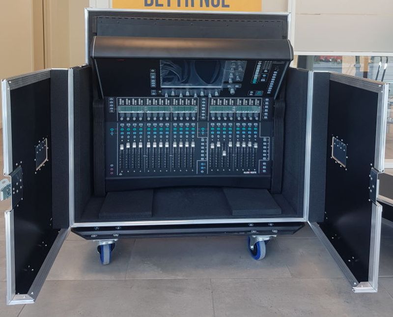 Allen & Heat C2500 Flightcase med Vippefunksjon