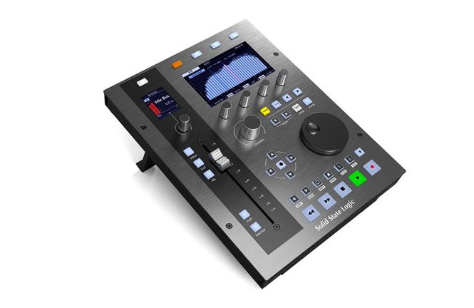 Hovedbilde SSL UF1 DAW Control Centre